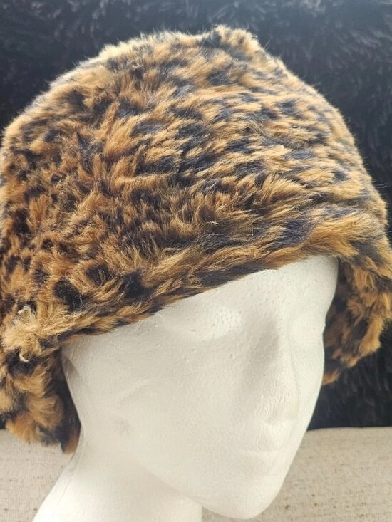 Women Hat Faux Fur Brown Cap Roud Winter Warm Russian Hat unbranded One size main image 9